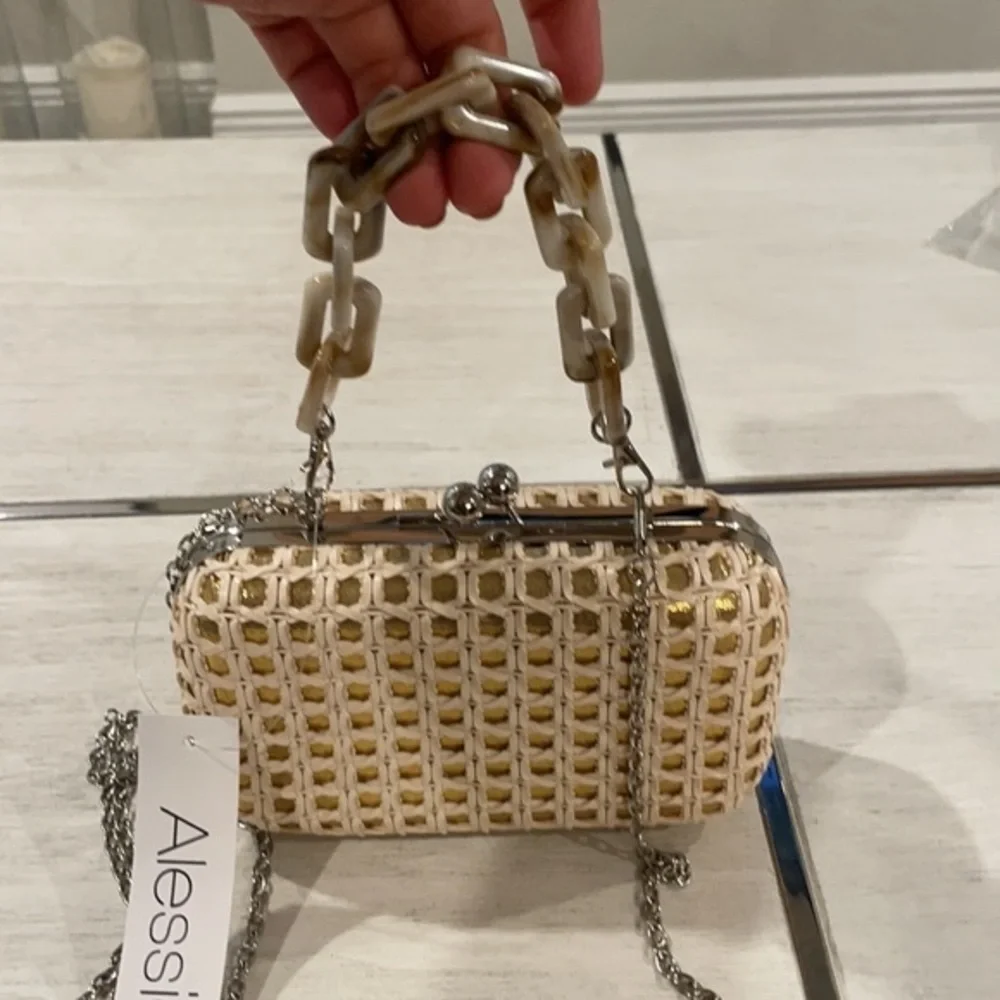 NWT Alessia Natural Convertible Clutch Purse